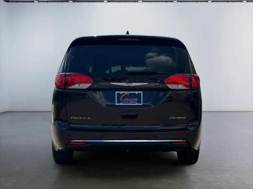 2018 Chrysler Pacifica Hybrid Limited