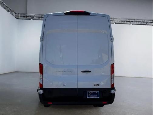 Oxford White 2024 Ford Transit-250 Base