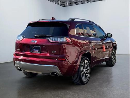 2019 Jeep Cherokee Overland