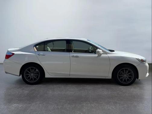 White Orchid Pearl 2014 Honda Accord EX-L