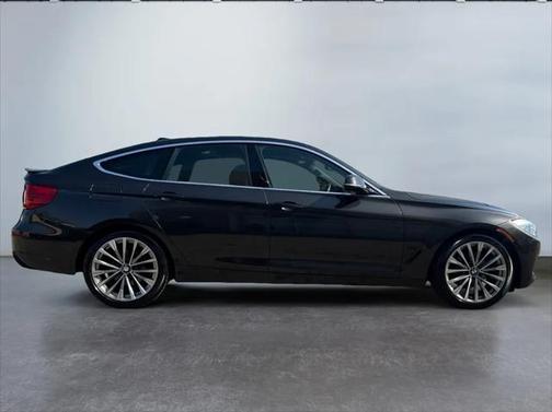 2017 BMW 330 Gran Turismo xDrive