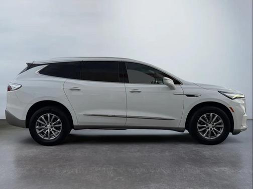 2022 Buick Enclave FWD Premium