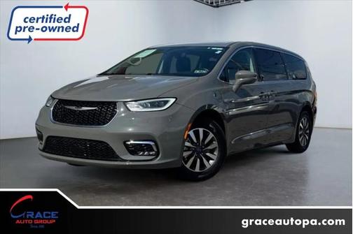 2022 Chrysler Pacifica Hybrid Touring L