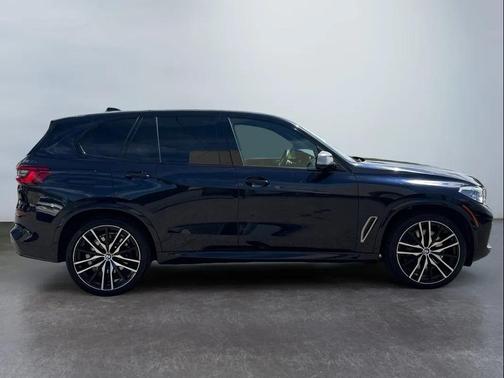 2020 BMW X5 M50i