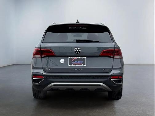 2022 Volkswagen Taos 1.5T SEL