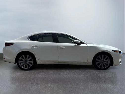 2022 Mazda Mazda3 FWD w/Select Package