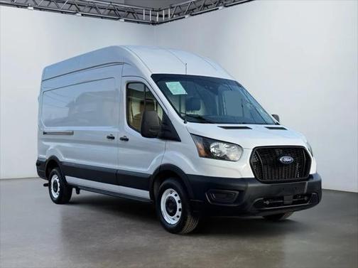 2022 Ford Transit-250 Base