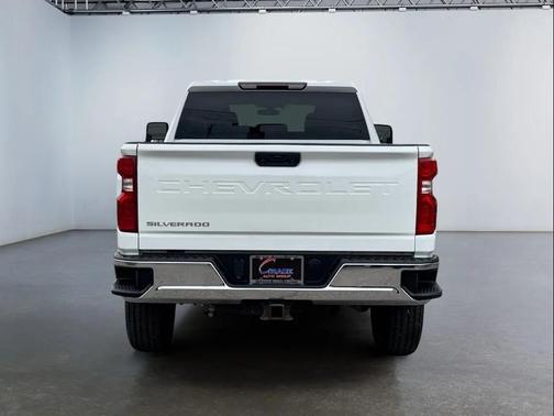 Summit White 2022 Chevrolet Silverado 2500 LT