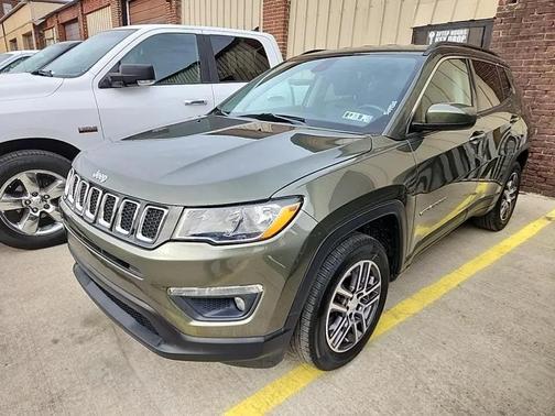 Olive Green Pearlcoat 2017 Jeep New Compass Latitude