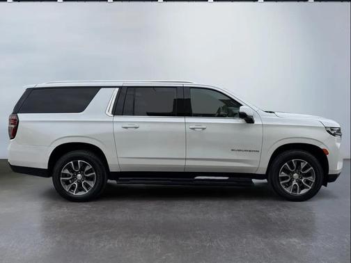 2021 Chevrolet Suburban LT