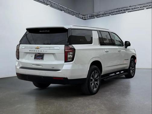 2021 Chevrolet Suburban LT