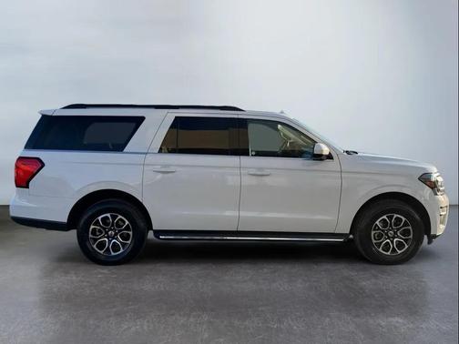 2023 Ford Expedition Max XLT
