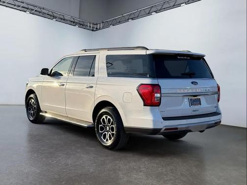 2023 Ford Expedition Max XLT
