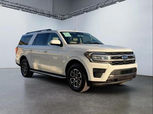 2023 Ford Expedition Max XLT