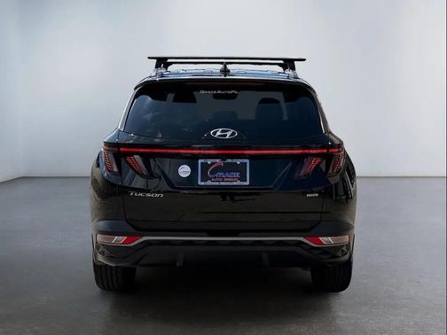 Black Pearl 2024 Hyundai TUCSON SEL