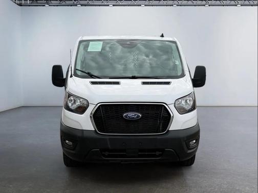 Oxford White 2024 Ford Transit-250 Base