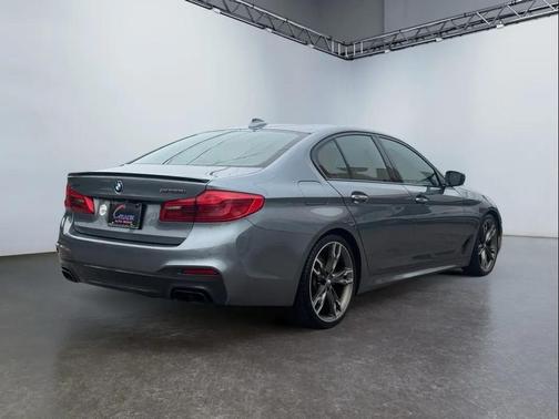 2018 BMW M550 i Xdrive