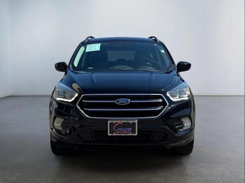 Shadow Black 2017 Ford Escape SE