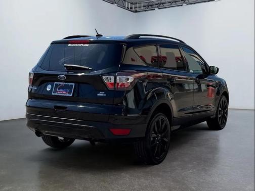 Shadow Black 2017 Ford Escape SE