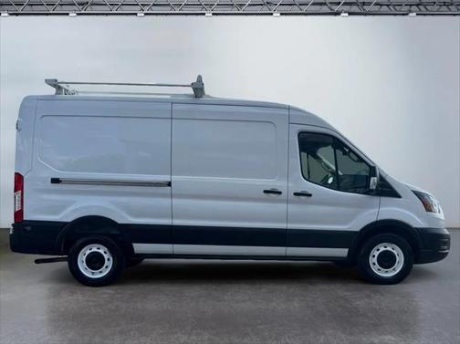 2022 Ford Transit-250 Base