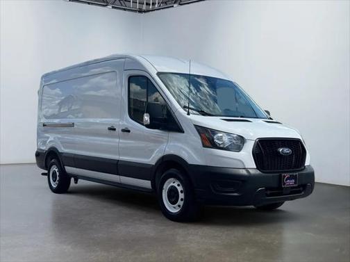 2022 Ford Transit-250 Base