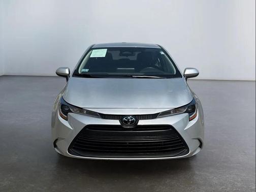 Classic Silver Metallic 2025 Toyota Corolla LE