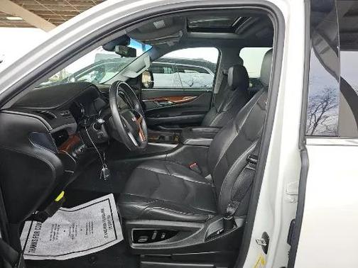 2018 Cadillac Escalade ESV Luxury