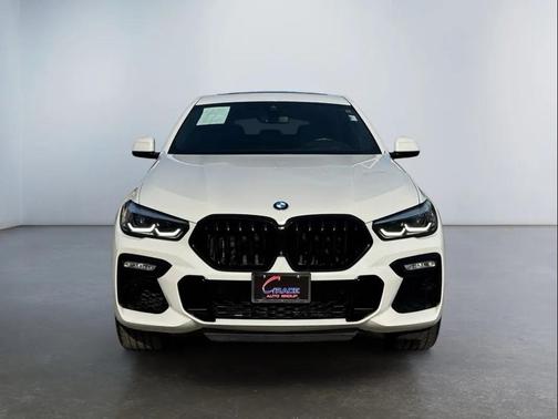 Alpine White 2021 BMW X6 xDrive40i