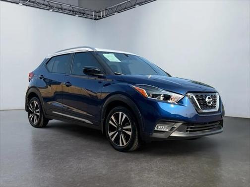 2019 Nissan Kicks SR