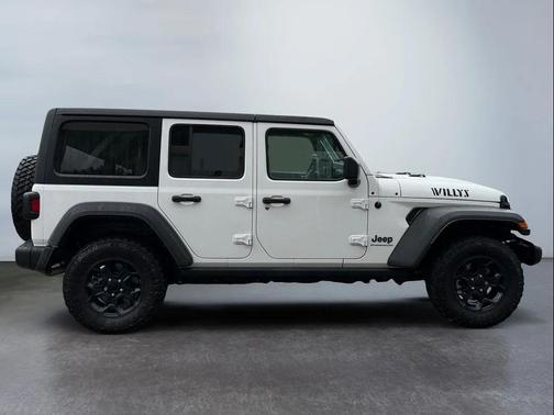 Bright White Clearcoat 2023 Jeep Wrangler 4xe Willys