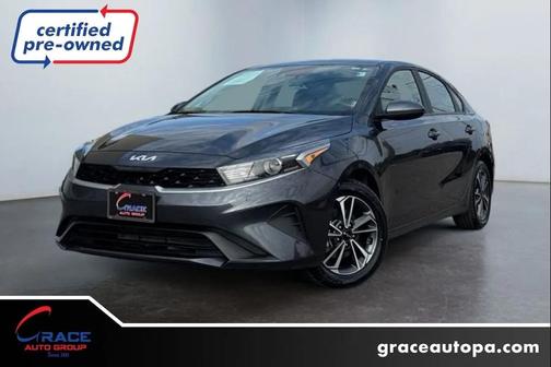 Gray 2024 Kia Forte LXS