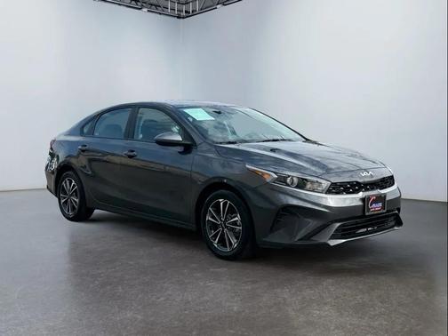 Gray 2024 Kia Forte LXS
