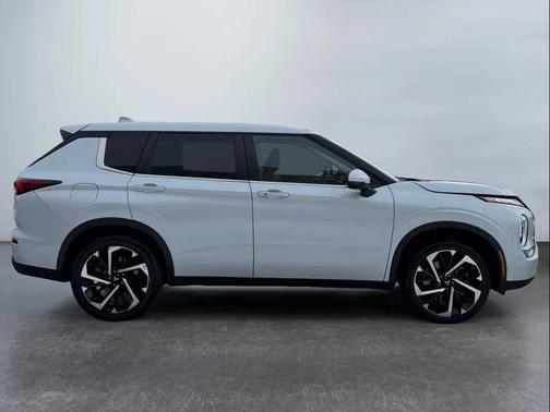 2023 Mitsubishi Outlander SE Special Editiont S-AWC