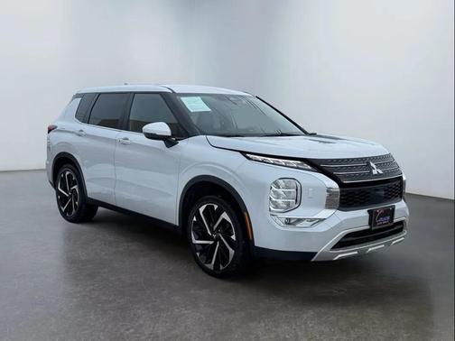 2023 Mitsubishi Outlander SE Special Editiont S-AWC