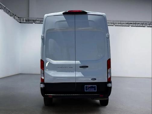 Oxford White 2023 Ford Transit-250 Base