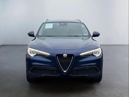 2021 Alfa Romeo Stelvio Base