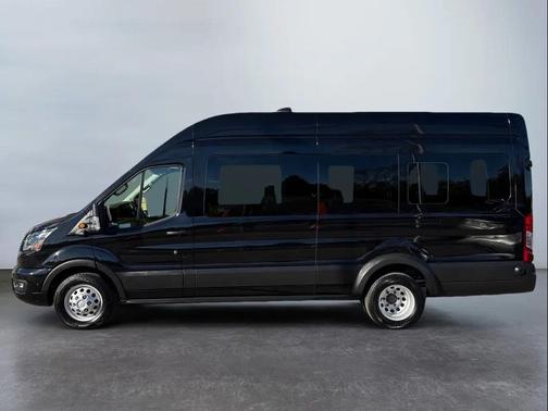 Agate Black Metallic 2026 Ford Transit-350 XLT