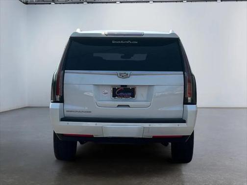 2017 Cadillac Escalade ESV Premium Luxury