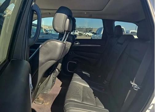 2018 Jeep Grand Cherokee Summit