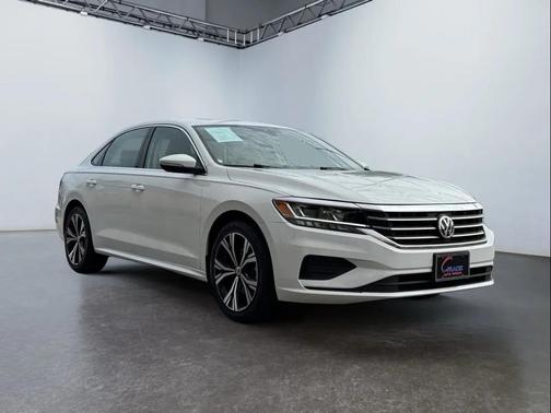 2021 Volkswagen Passat 2.0T SE