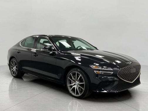 Vik Black 2026 Genesis G70 2.5T Prestige