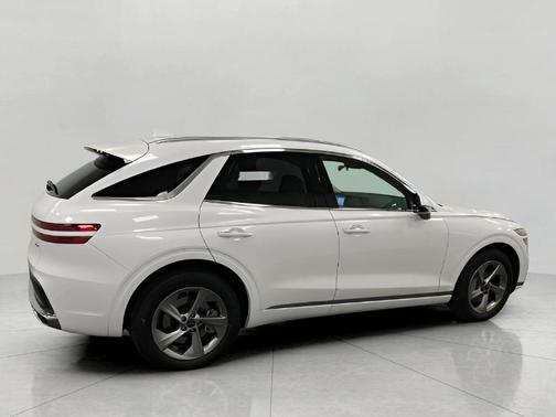 2026 Genesis GV70 2.5T