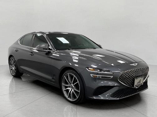 2022 Genesis G70 2.0T