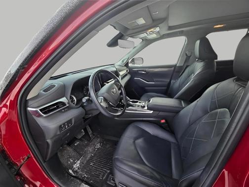 2021 Toyota Highlander Platinum