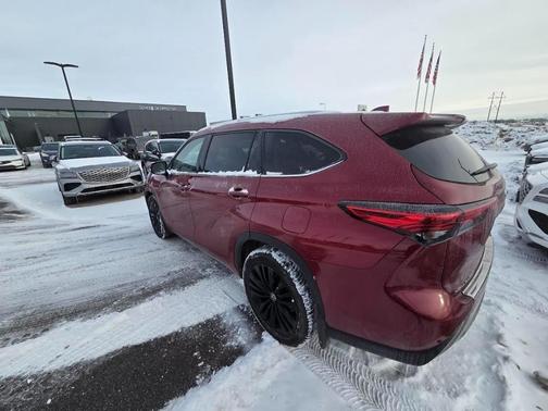 2021 Toyota Highlander Platinum