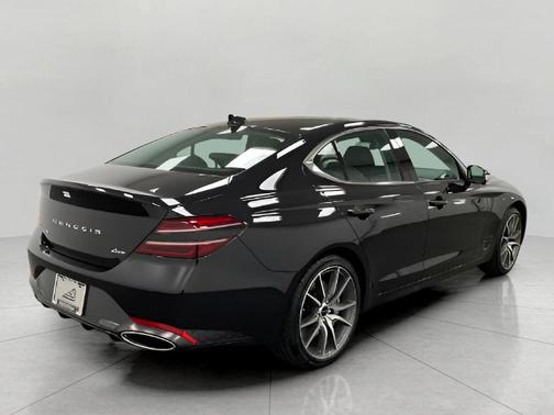 2026 Genesis G70 2.5T Prestige