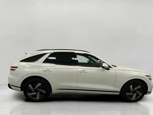 2026 Genesis GV70 3.5T Sport Advanced