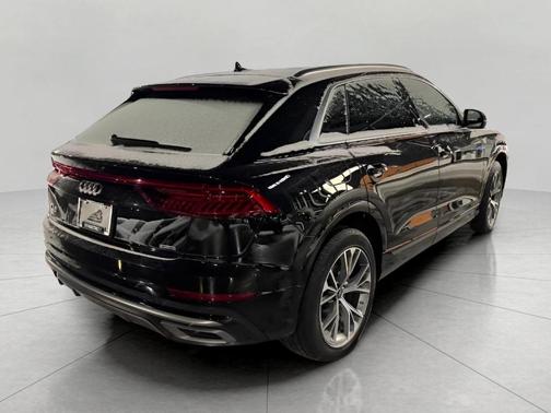 2023 Audi Q8 55 Premium Plus