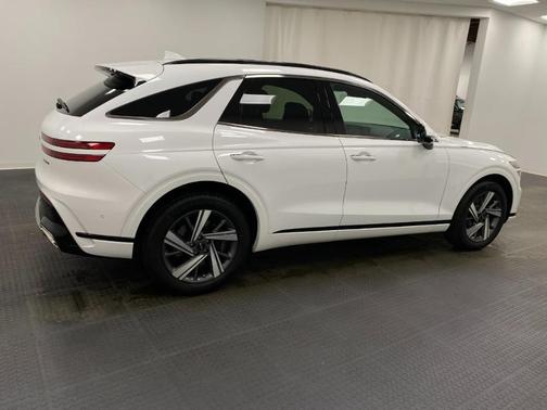 White 2026 Genesis GV70 3.5T Sport Advanced