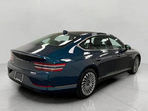 2024 Genesis Electrified G80 Advanced